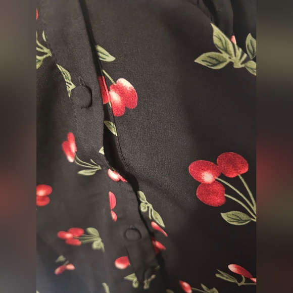 Belle Pogue Blouse - Picture 6 of 6